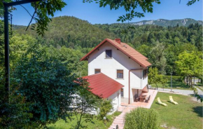 Lovely Home In Brod Na Kupi With Kitchen